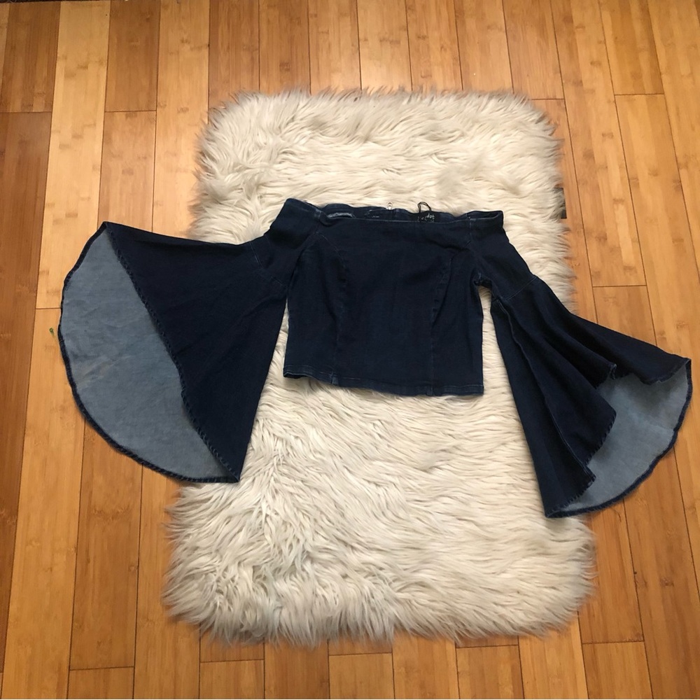 Bardot Lucinda Bell Sleeve Off Shoulder Denim Indigo Blue Cropped Top size 8 NWT